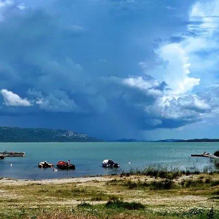 Сasa de vacaciones Mobilna Hiska Loti
